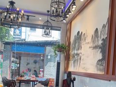 -梁姐啤酒鱼(兴坪古镇店)