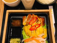 酱油烧鸡拼海南鸡饭-大家乐(广州番禺祈福店)