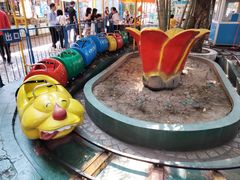 -顺德大良半月城游乐场