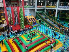 -蒙特利亲子乐园