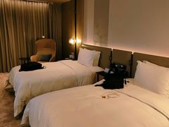 -深圳国际会展中心希尔顿酒店(前海华发冰雪世界店)