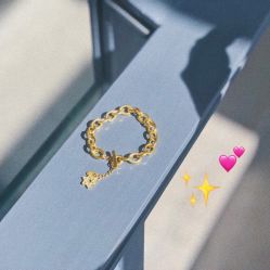 -潮宏基(大商新玛特店)