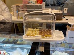 -花花卷卷·鲜食蛋糕(静安久光百货店)
