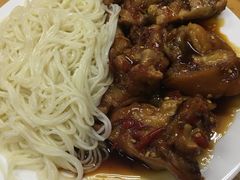 辣猪蹄-贤花饭店(城阳店)