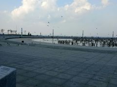 -东港音乐喷泉广场