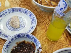 老北京炸灌肠-门框胡同百年卤煮(新街口店)