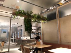 大堂-老乡鸡(上海白玉兰广场店)