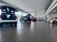 -TESLA 特斯拉(北京南四环中路特斯拉中心)