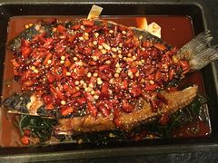 -鸣记脆皮烤鱼(岐山路店)