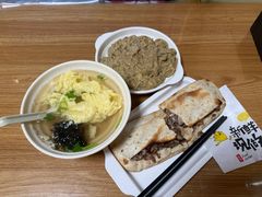 -宝光熏肉鞋底火烧(新街口店)