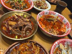 糯叽叽香辣鸡爪-乐乐大排档·30年老字号(浙江路店)