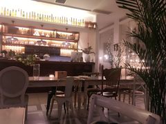 -MOMENT湖景餐厅(解放路店)