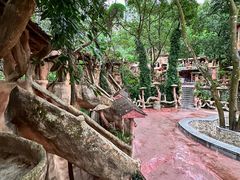 -天门沟九州驿站树上汤泉