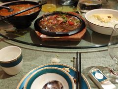 -香巴拉云南餐厅(华莱坞店)