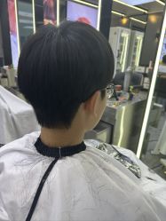 -藤野造型烫发染发