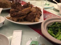 -吴记酱骨炖菜馆(西大直街店)