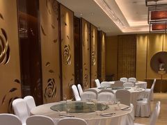 -沁香庭中餐厅·川粤菜(重庆高新假日酒店)