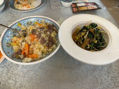 -汗腾格里·风味餐厅(新疆驻京办店)