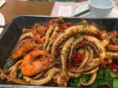 -黄泥岗·地道湖北菜(奥特莱斯店)