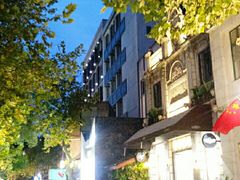 -如家酒店·neo(杭州西湖南宋御街定安路地铁站店)
