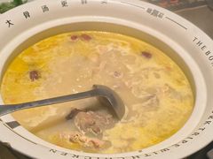 -猪无忌·专做猪肚包鸡20年(乐峰广场店)