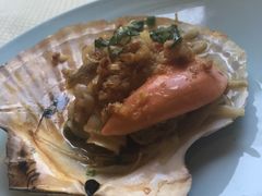 谁能告诉我扇贝上这是什么鬼-渔娘渔家丹东海鲜(东直门店)