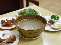 滇味牛肉米线-桥香园云南过桥米线(金马碧鸡店)
