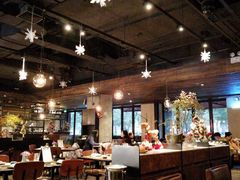 大堂-Carbon莫卡哆·意大利复古集市餐厅(杭州大厦店)