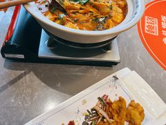 -魏铭鱼头捞饭(晋阳路店)