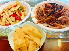 -金杨拉面王小吃面馆·牛三宝面·红烧牛肉粉