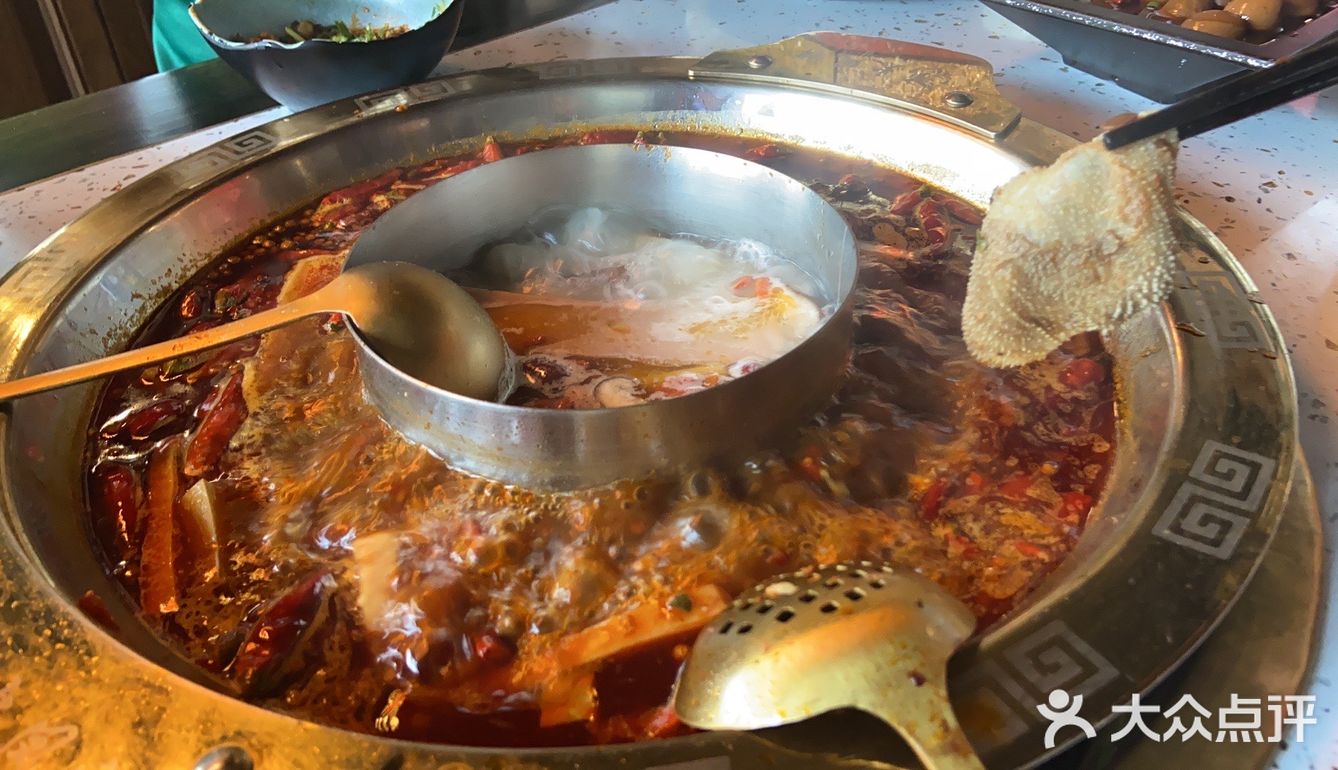 「火凤祥鲜货火锅(珠海总店)」「双椒牛肉」「酸汤老鸭