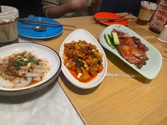 -渝信川菜 · 川味家常菜(财富购物中心店)