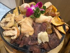 -一朵菌·野生菌探索家火锅(南亚店)