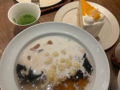 -RUXU入续糖水铺与包(卓悦中心店)