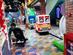 -卡通尼乐园(重庆南坪协信星光店)