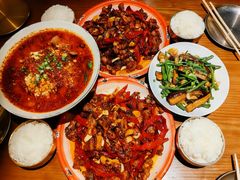 -柴窝堡22号辣子鸡·传承新疆菜