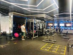 -懒人Club健身(卓越时代广场店)