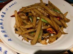 -吃饭皇帝大土家民族菜(正大广场店)