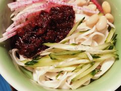 梅飞特色炸酱面-梅飞酒家(桑园路店)