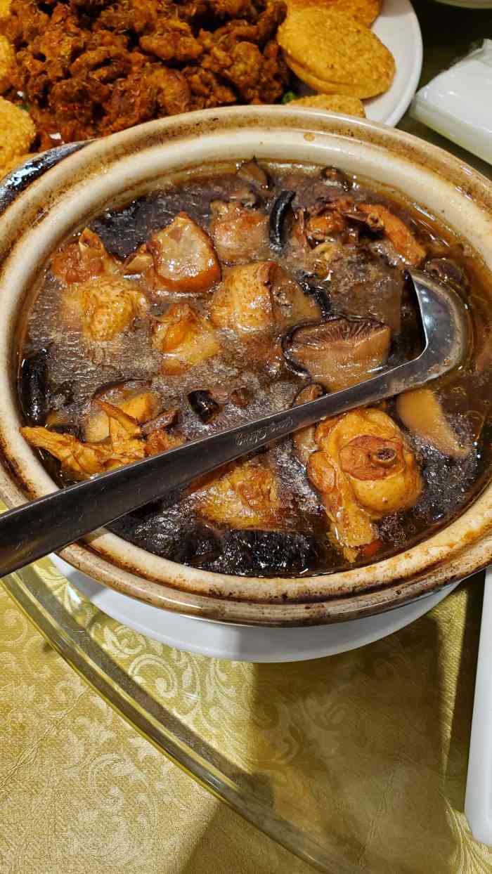 唐人美食山-"真是一到这里就像到了动物园的狮虎山啊!这.