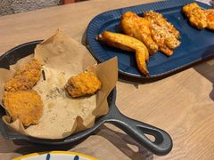 -必胜客(上海华谊新所店)