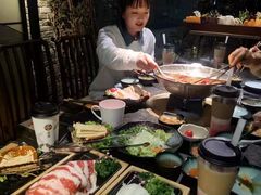 -湊湊火锅·茶憩(新中关购物中心店)