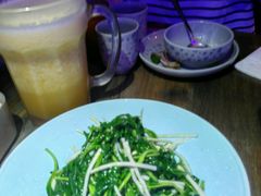 马兰头笋丝-蜜桃餐厅·江浙融合菜(荟聚购物中心店)