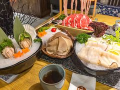 -湊湊火锅·茶憩(郑州绿地新都会店)