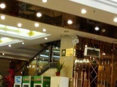 -天外天美食广场(哈尔滨路店)