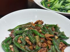 -黄泥岗·地道湖北菜(奥特莱斯店)