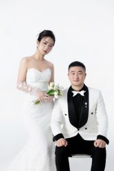 -MAO亲爱的猫婚纱摄影工作室