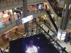 -星巴克(西藏路店)