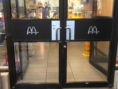 门面-麦当劳(军博店)