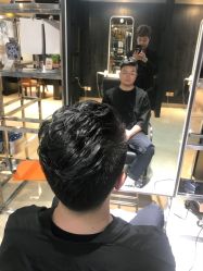 -苑苑发型设计